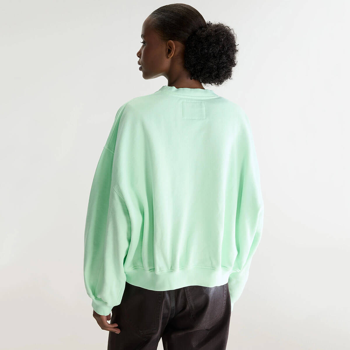 Fancy Cropped Crewneck Sweatshirt in Vegas by Bellerose