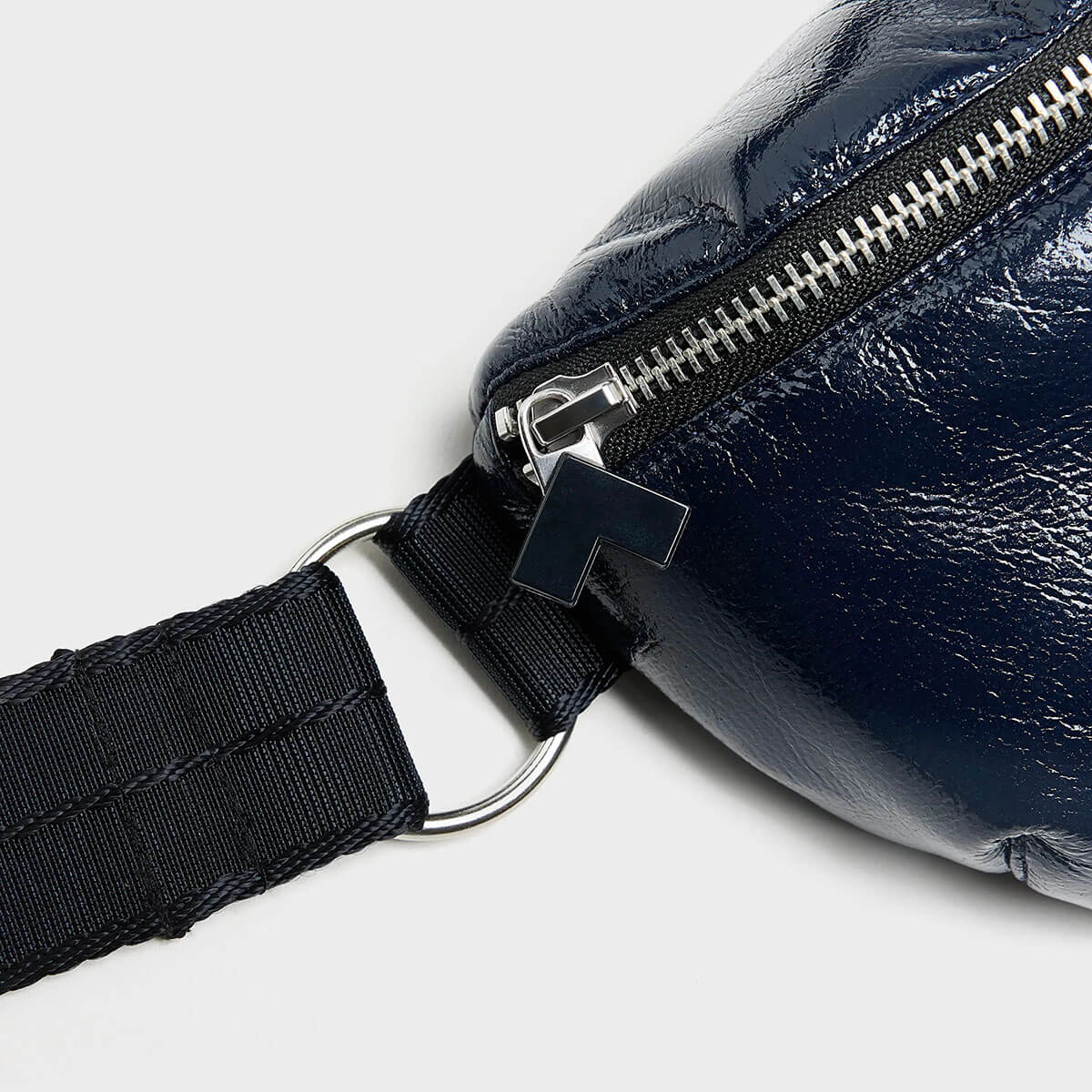Hosie Sling Bag in Captain by Bellerose