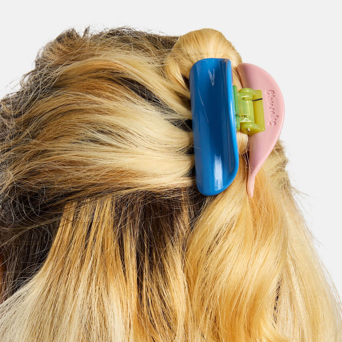 Juno Hair Claw in Blink by Chunks