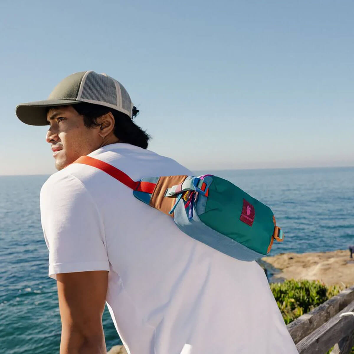 Allpa X 1.5L Hip Pack in Del Día by Cotopaxi