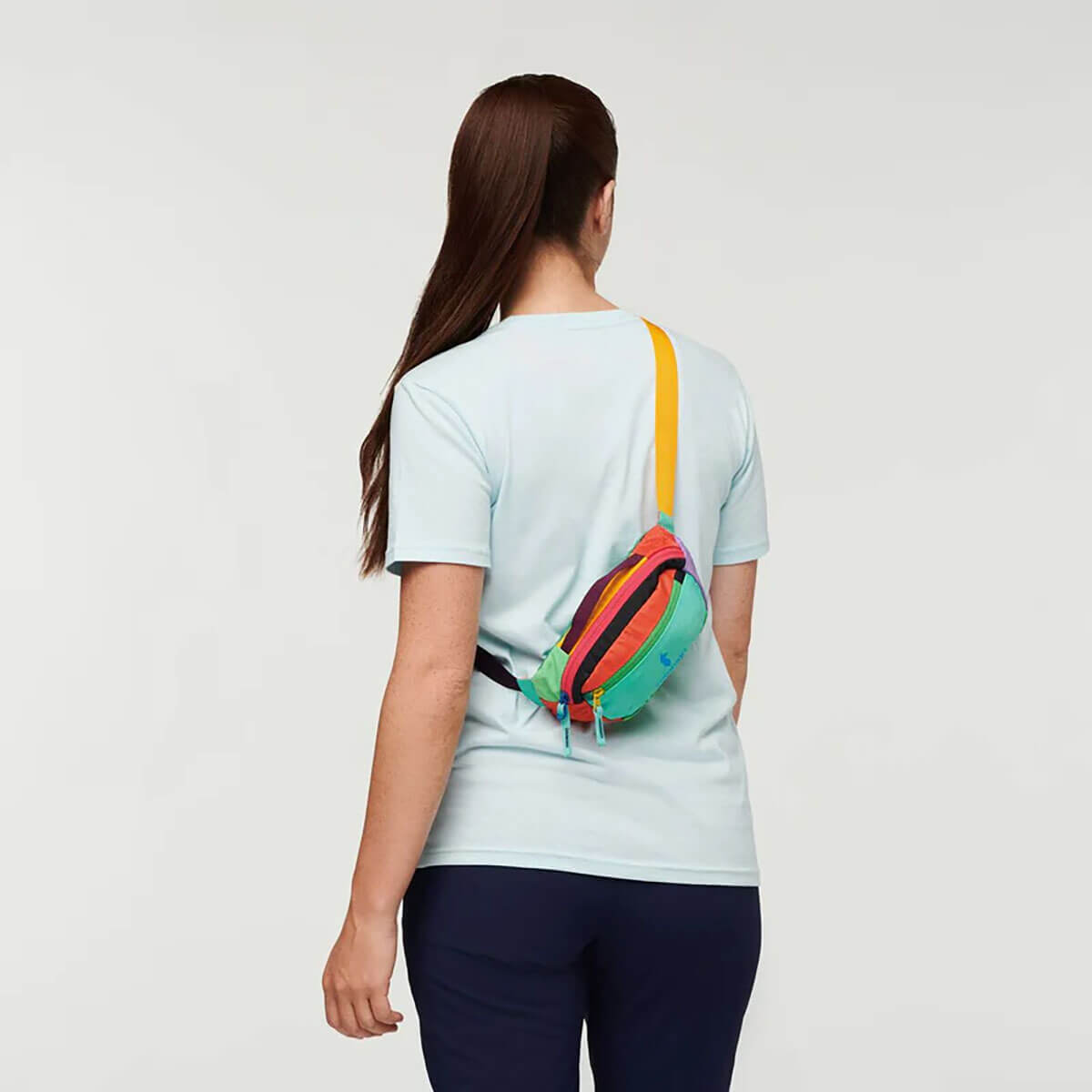 Kapai 1.5L Hip Pack in Del Día by Cotopaxi