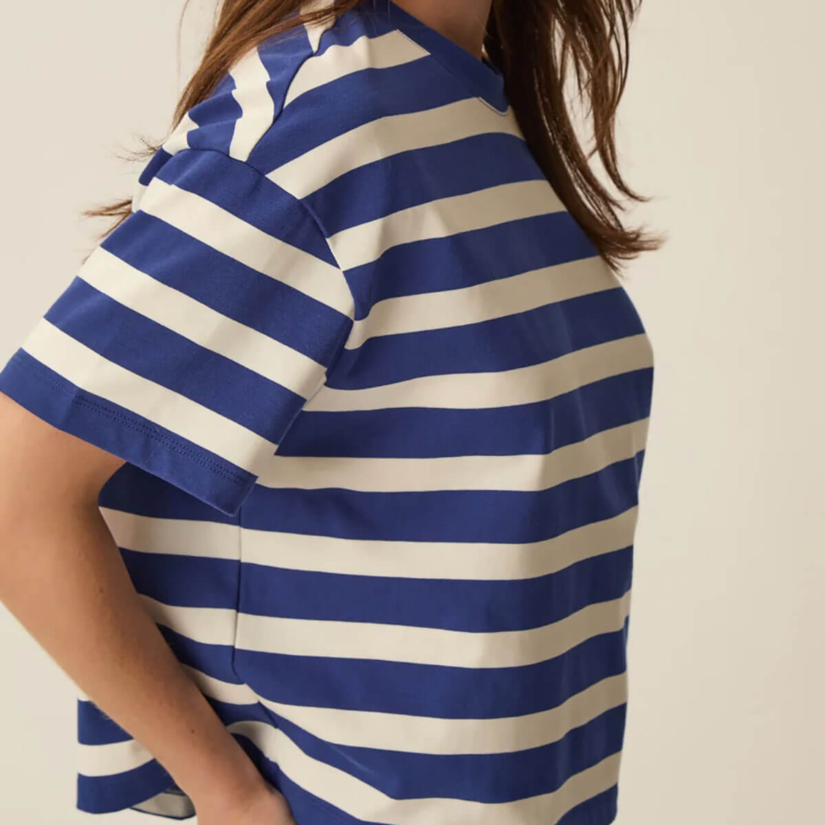 Filma Tee in Indigo / Ecru by Des Petits Hauts