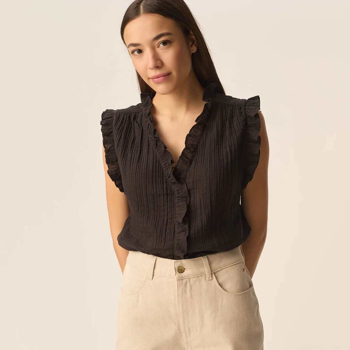 Soprano Blouse in Noir by Des Petits Hauts