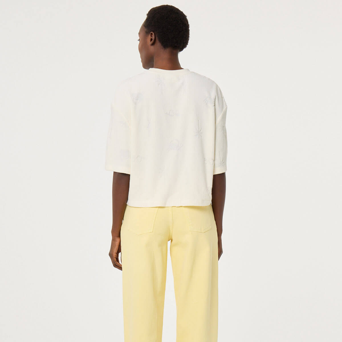 Evy T-Shirt in Cosy White by Fabienne Chapot