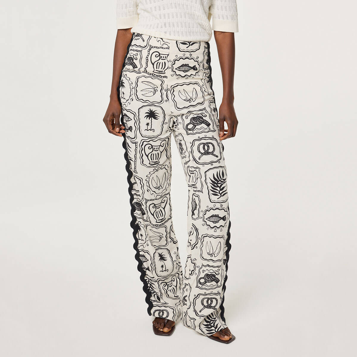 Guicho Trousers in Cosy White / Black by Fabienne Chapot