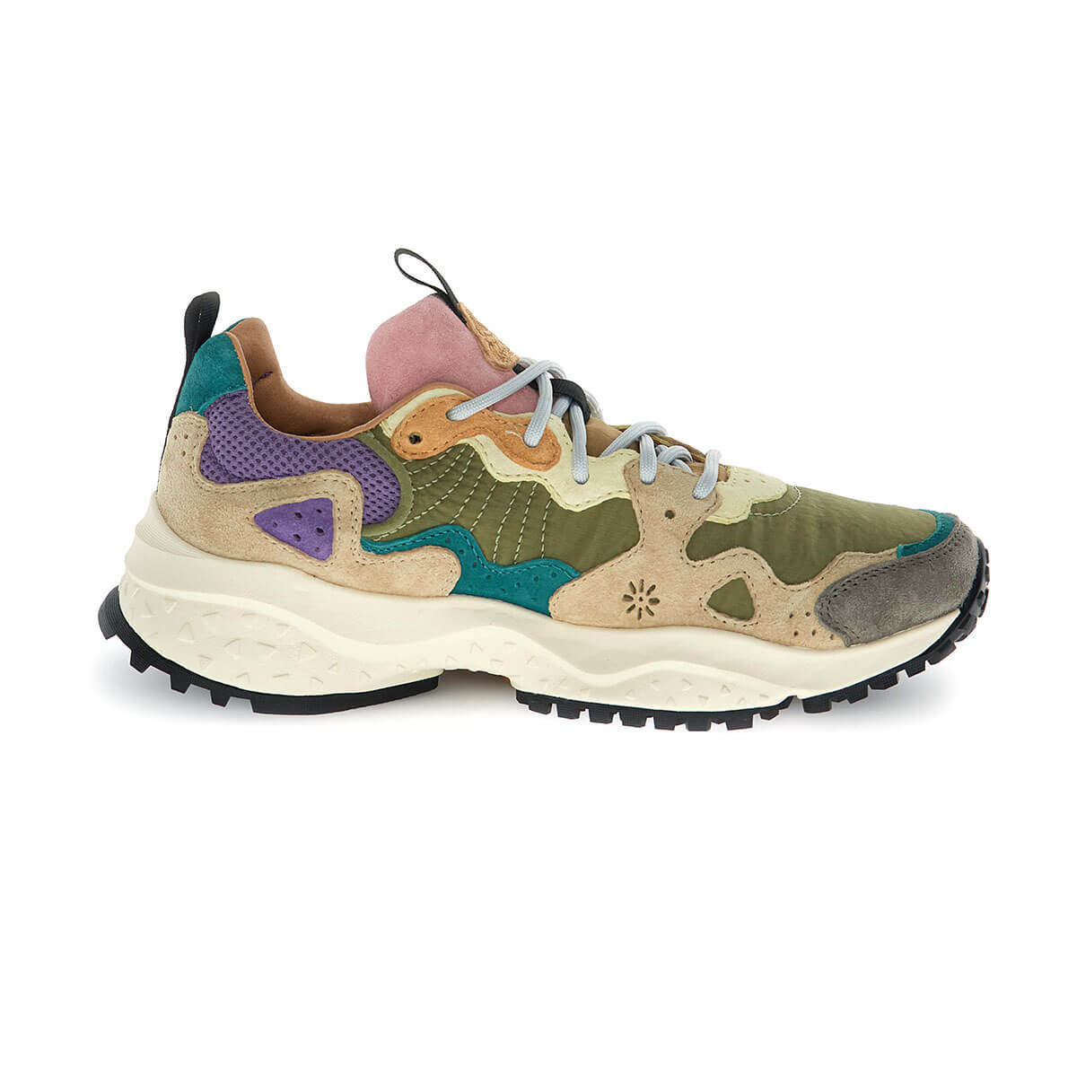Ranya Uni Trainer in Brown / Cipria / Light Brown by Flower Mountain