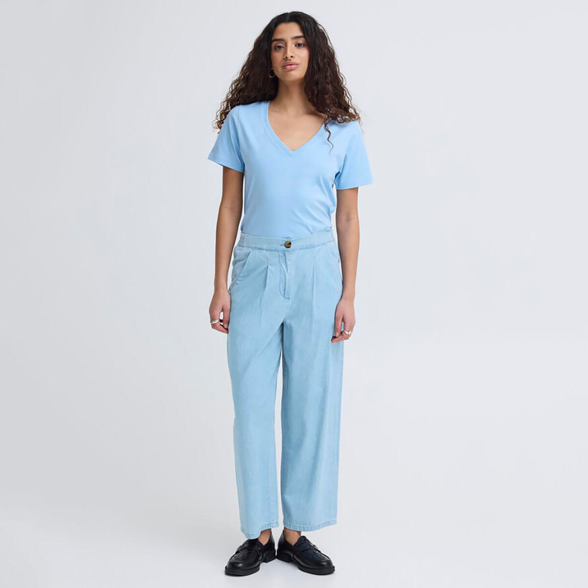 Barcy Pants in Light Blue by ICHI