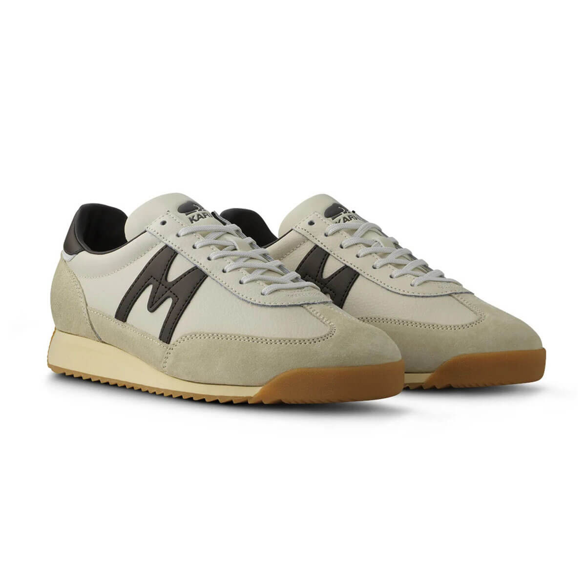 Mestari 76 Trainer in Gravel / Chocolate Torte by Karhu