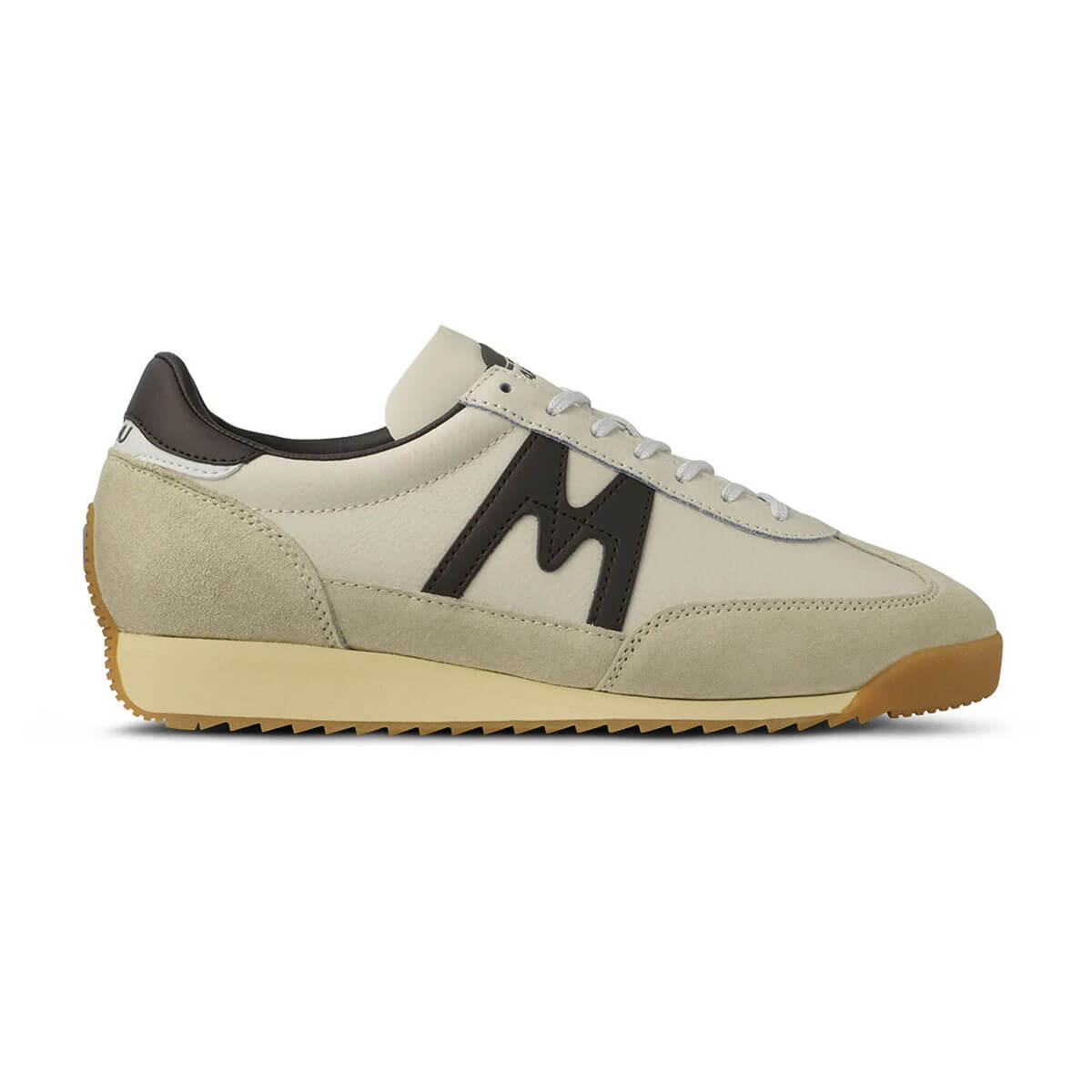 Mestari 76 Trainer in Gravel / Chocolate Torte by Karhu