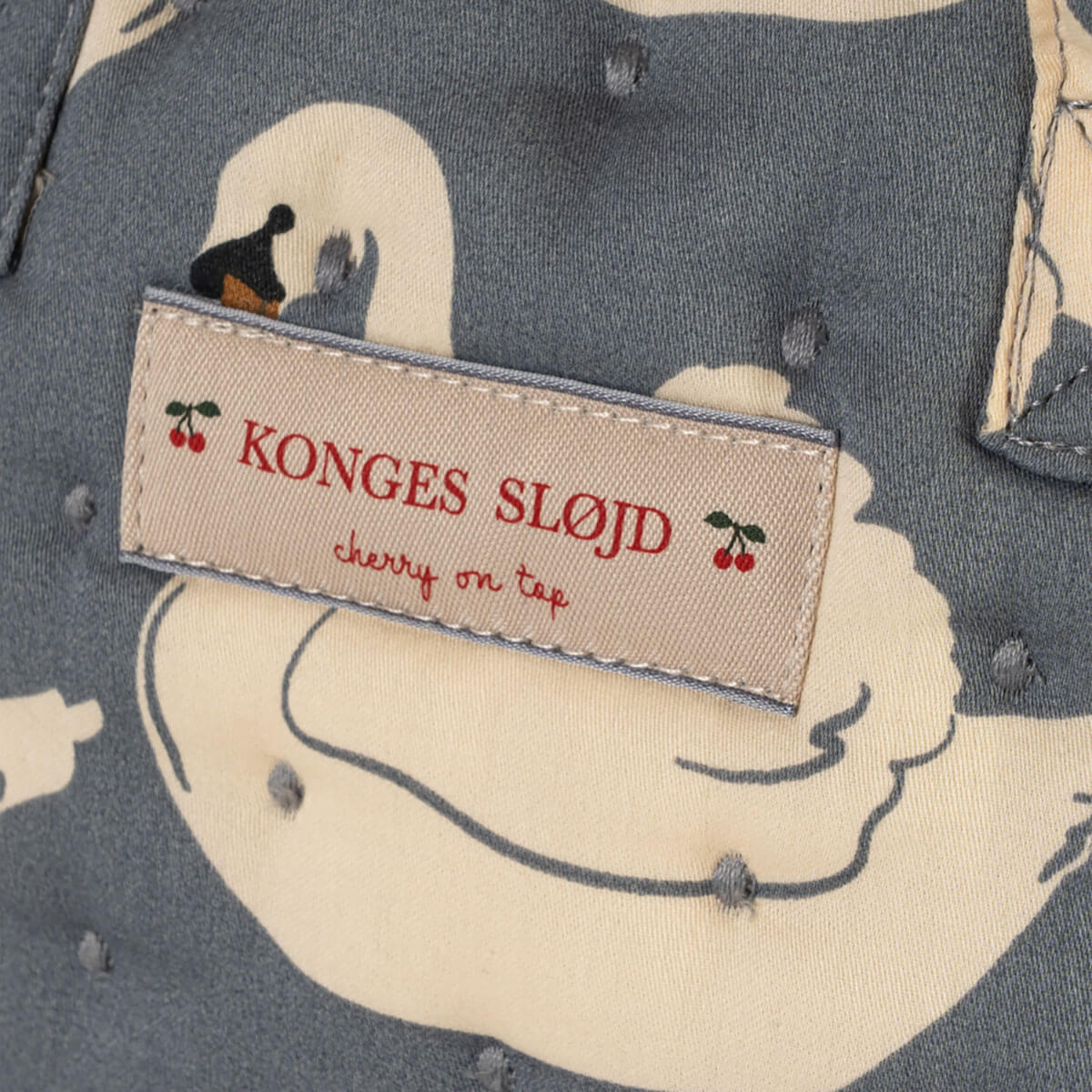 Doll Bag For Pram in Swan by Konges Sløjd