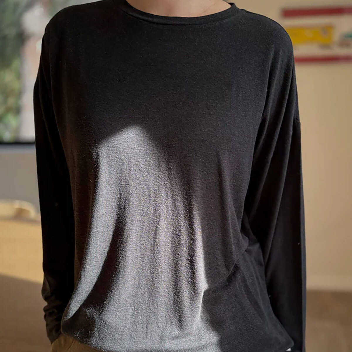 Haze Linen Blend Tee in Black by Le Bon Shoppe