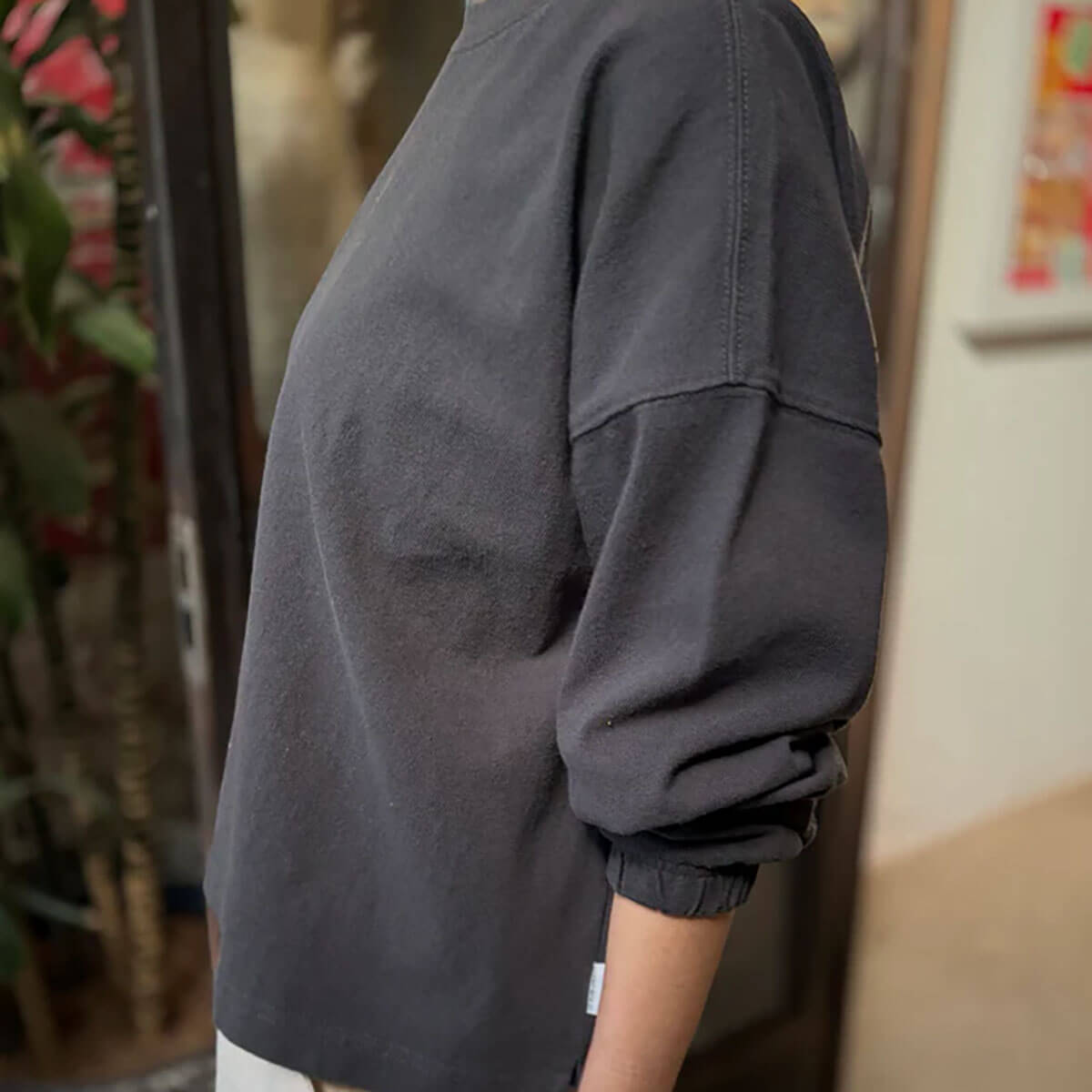 Naturelle Tee in Dark Slate by Le Bon Shoppe