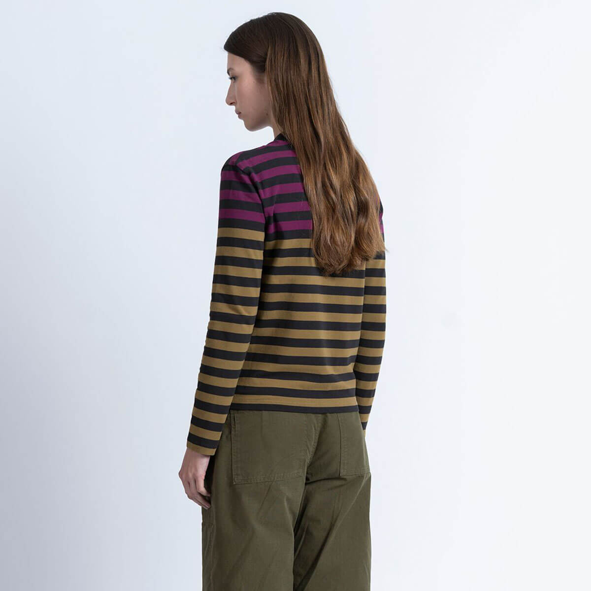 Maddy T-Shirt in Anthracite by Loreak Mendian
