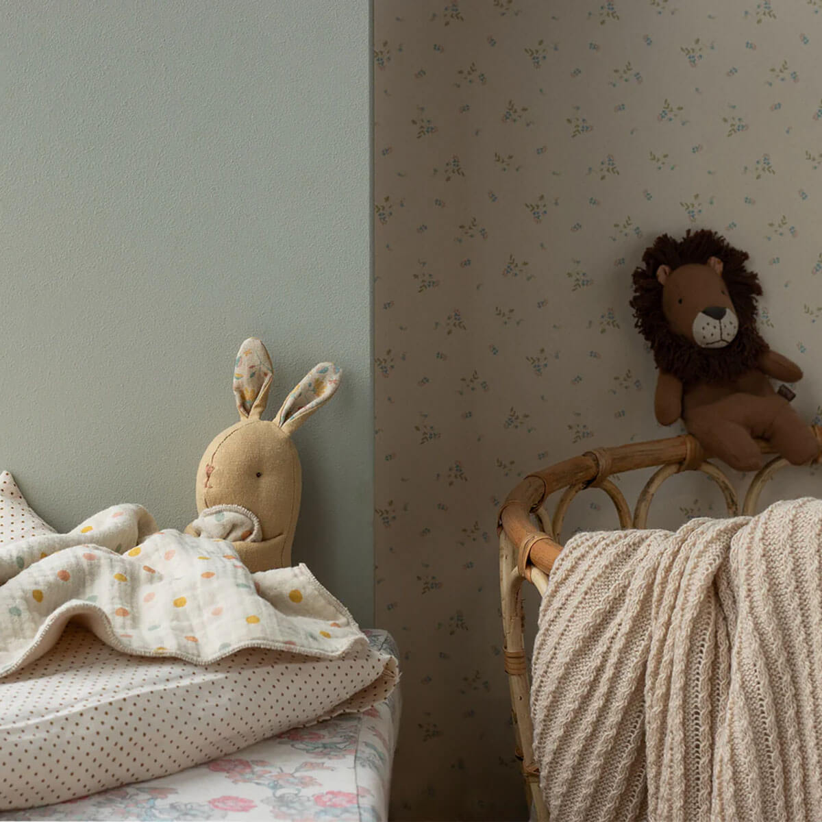 Lullaby Friends Bunny (Mini 17cm) in Cream / Yellow by Maileg