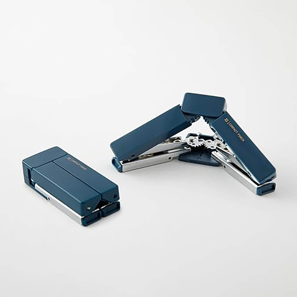 Compact Hole Punch in Navy (XS) by Midori