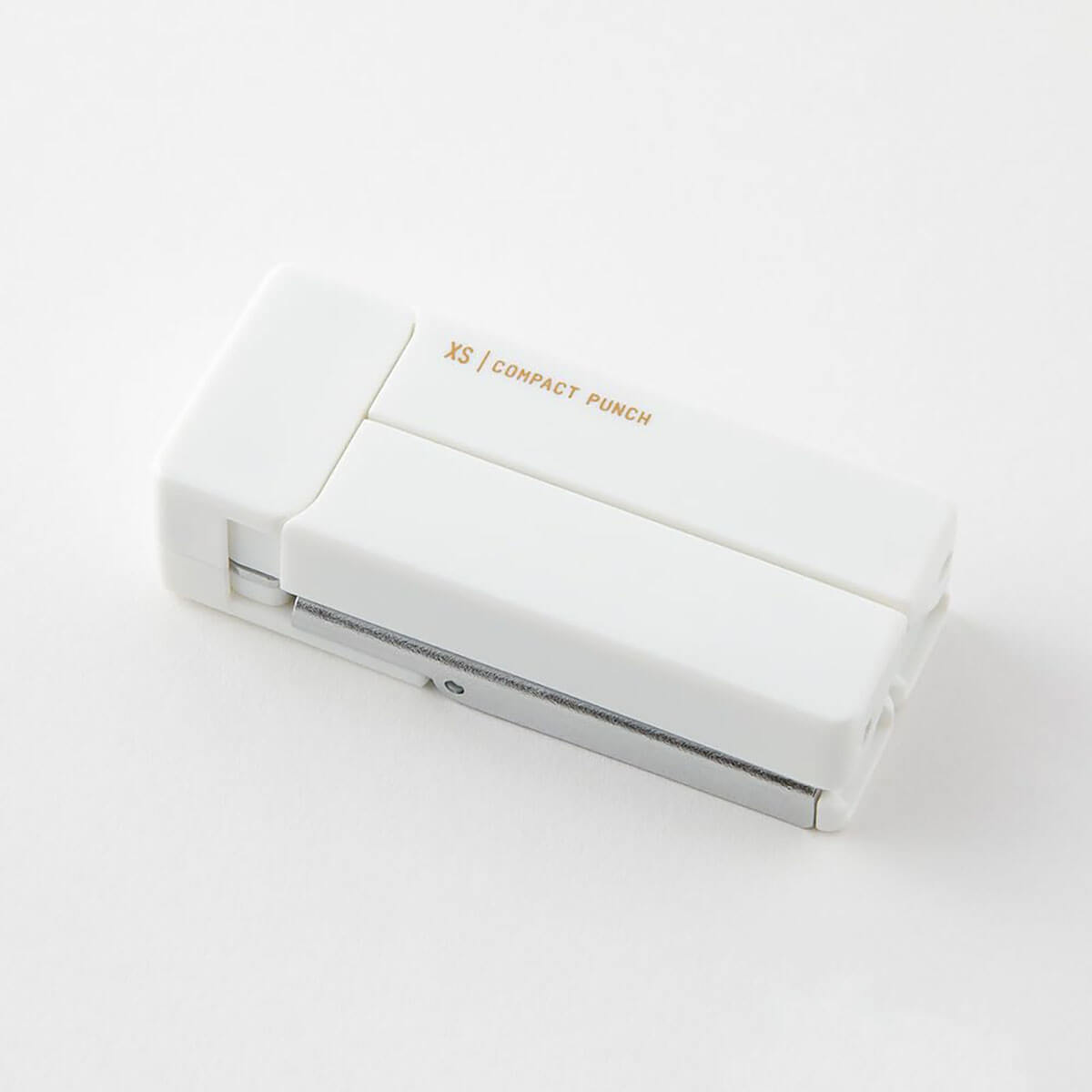 Compact Hole Punch in White (XS) by Midori