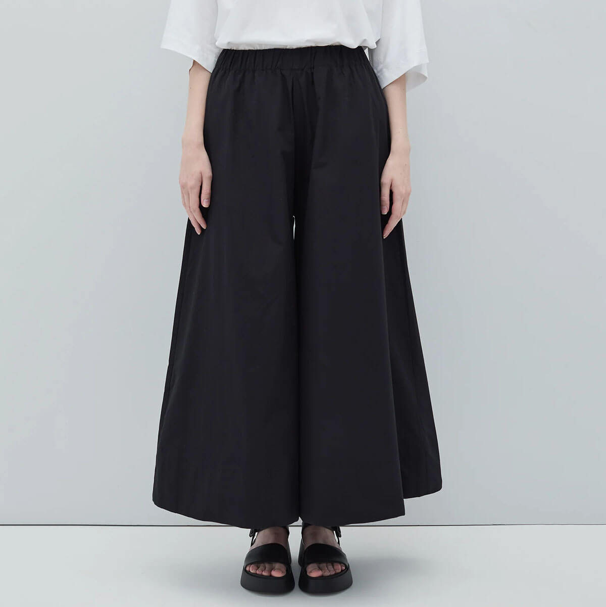 Lobe Pants in Black by Rita Row