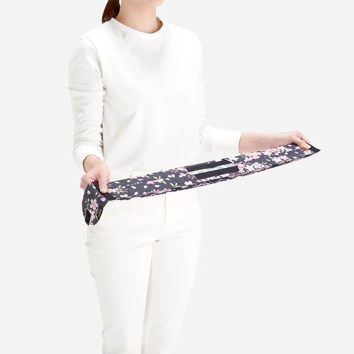 Compact Bag Size M in Sakura by Shupatto