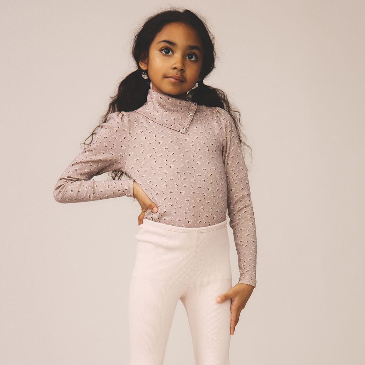 Pouf Turtleneck in Calico Print / Pigeon by Soor Ploom