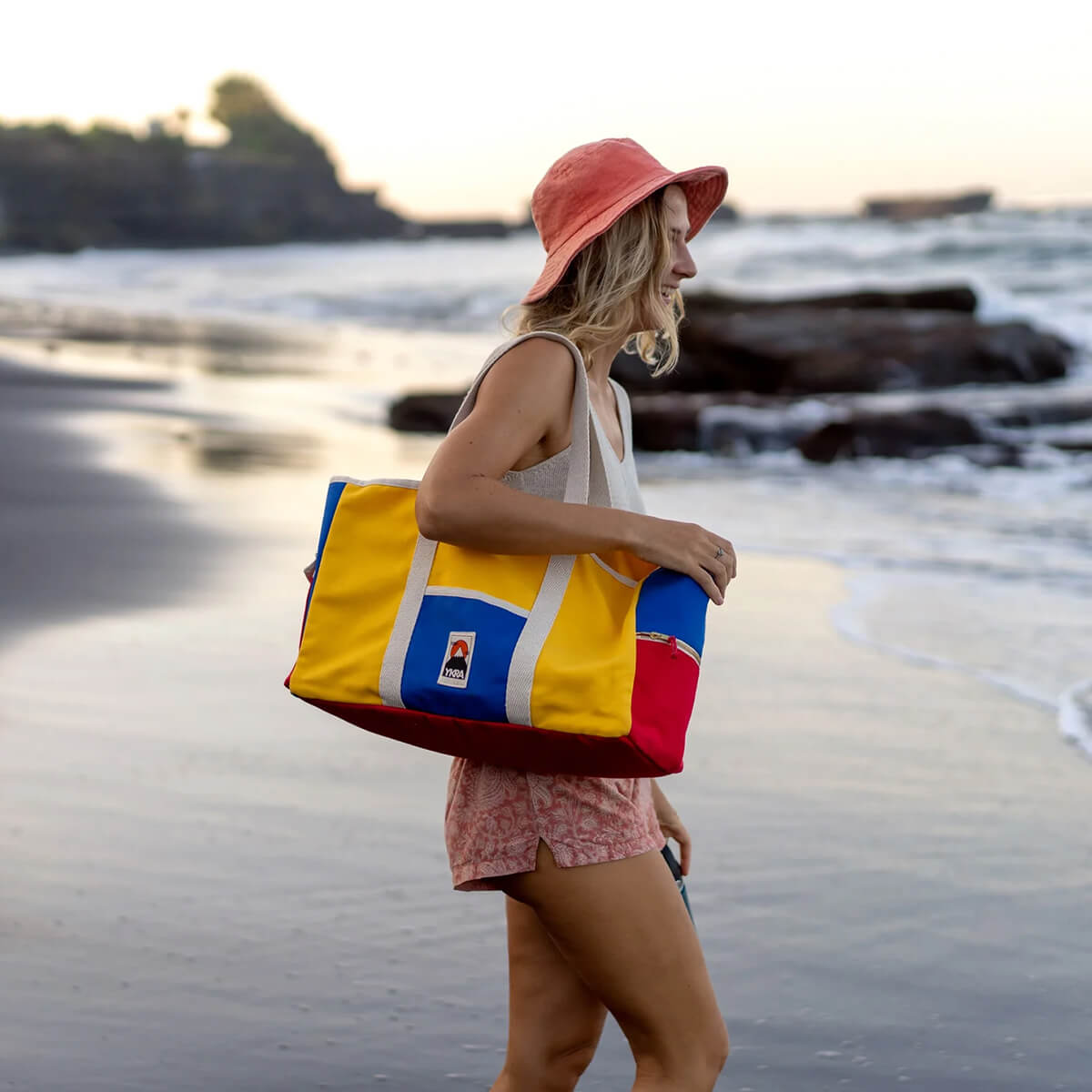 Beach Bag in Tricolour by YKRA
