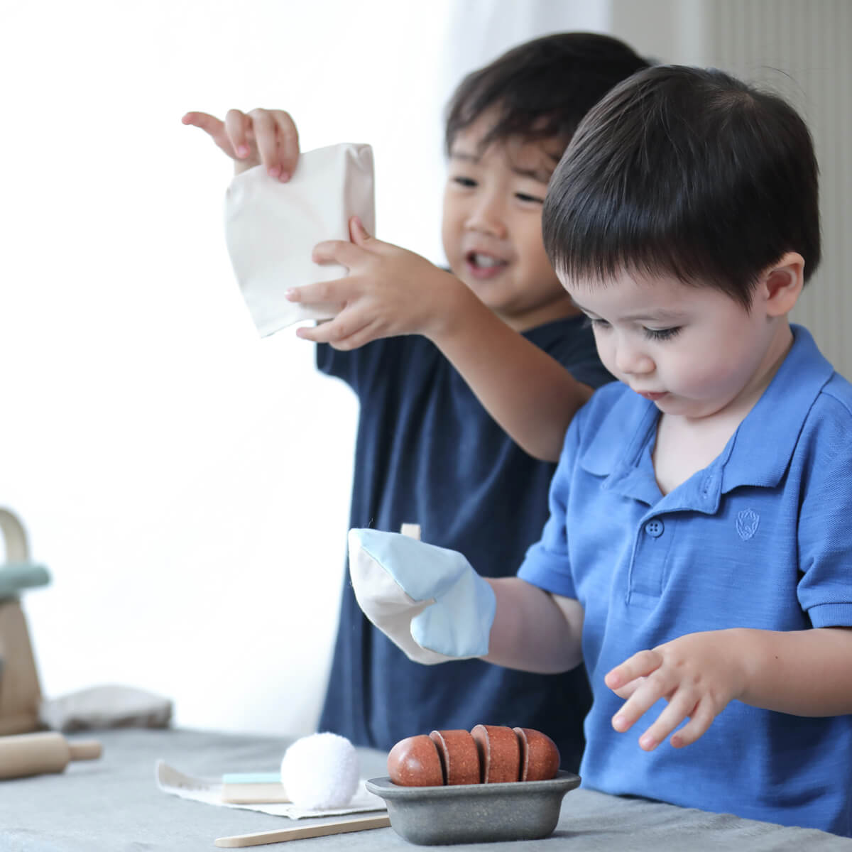 Bread Loaf Wooden Play Set by PlanToys