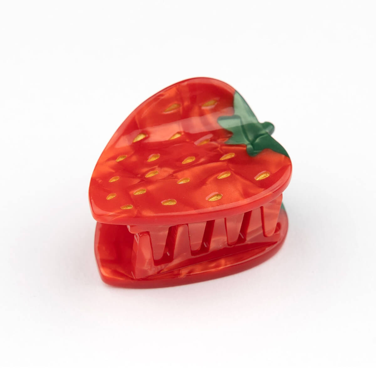 Strawberry Hair Claw by Coucou Suzette
