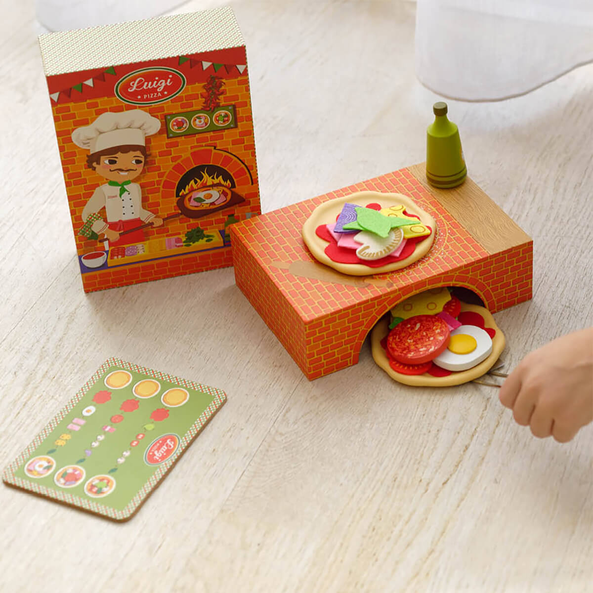 Luigi Pizza Oven Role Play Set by Djeco