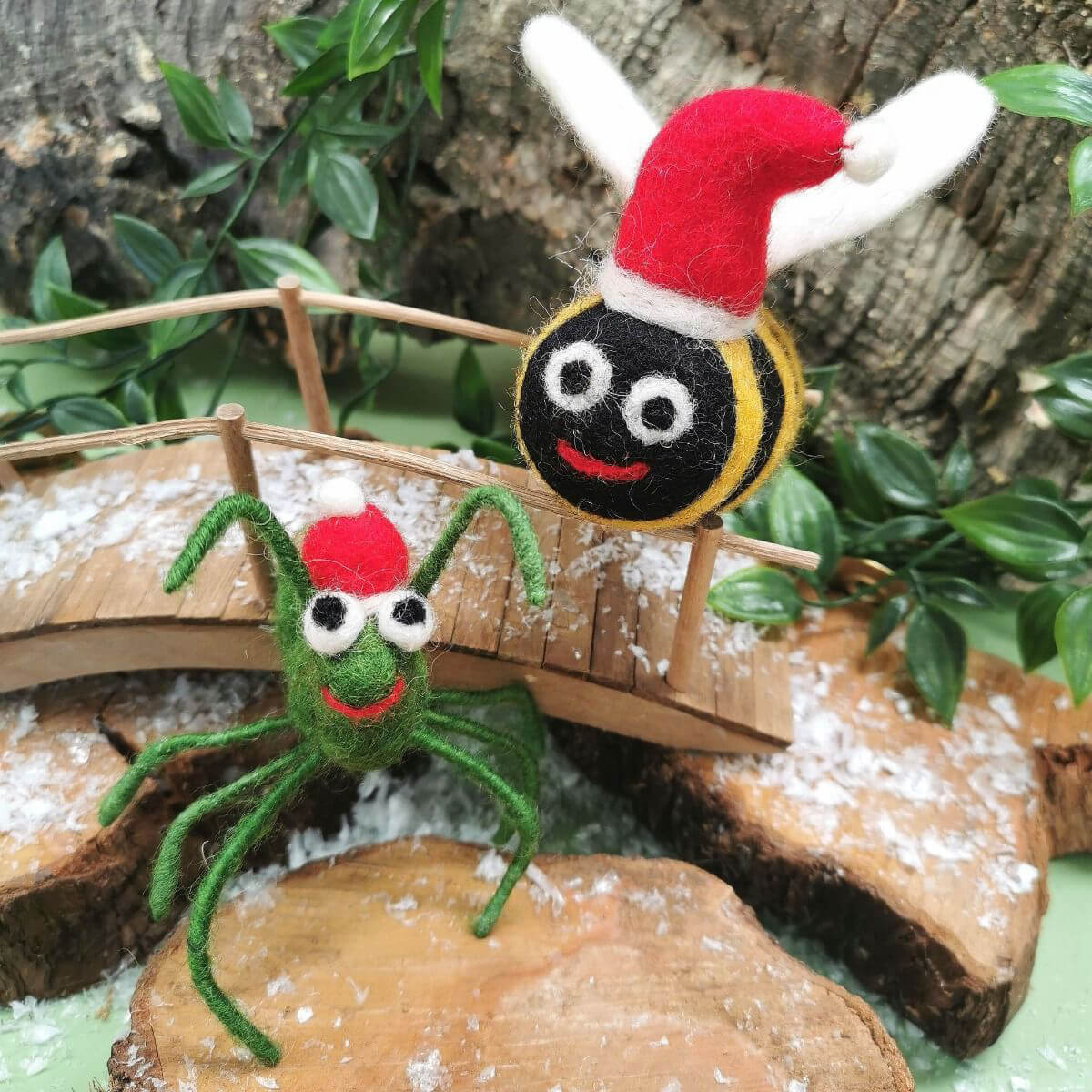 Christmas Big Bumble Bee Tree Decoration by Felt So Good