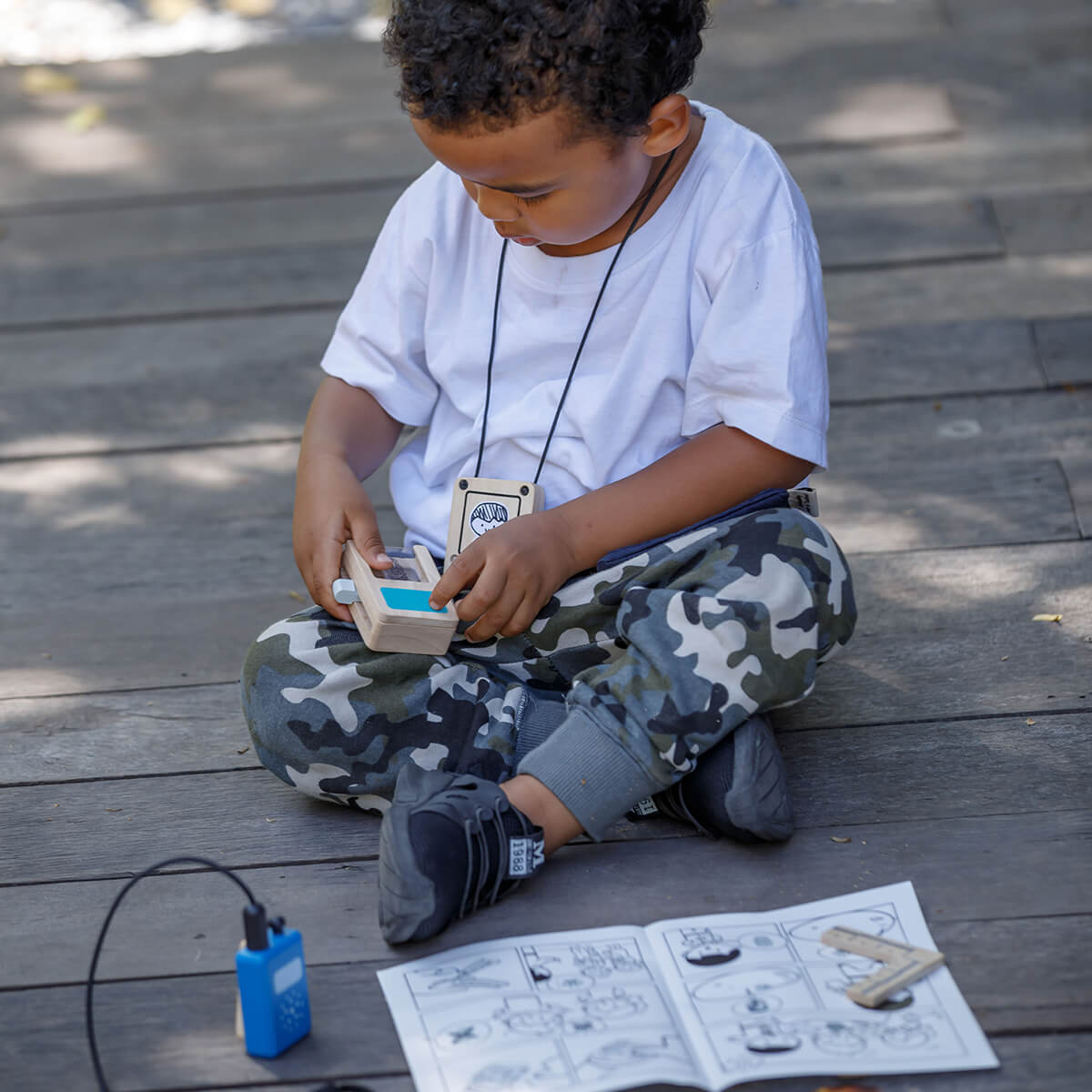 Secret Agent Play Set by PlanToys