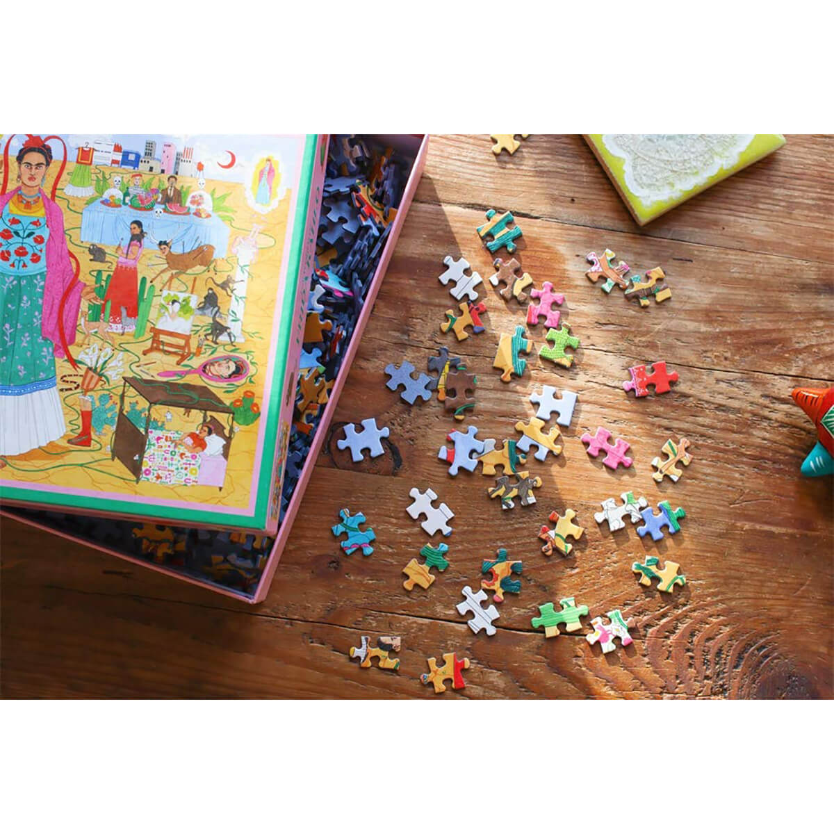 The World of Frida Kahlo 1000 Piece Jigsaw Puzzle by Laurence King Publishing