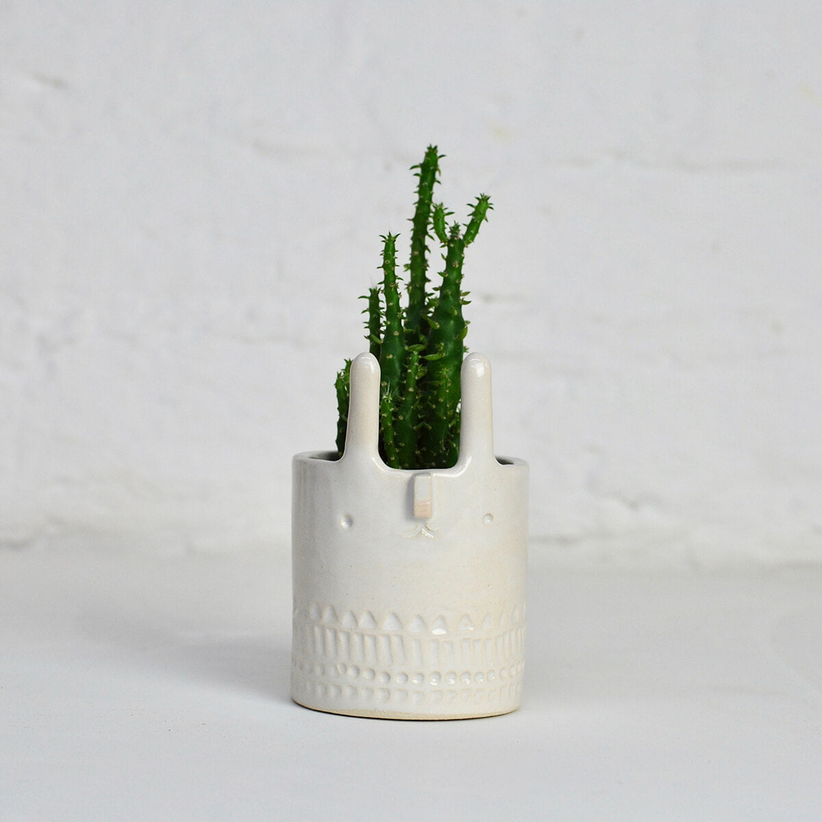 Mini Rabbit Pot in White by Atelier Stella