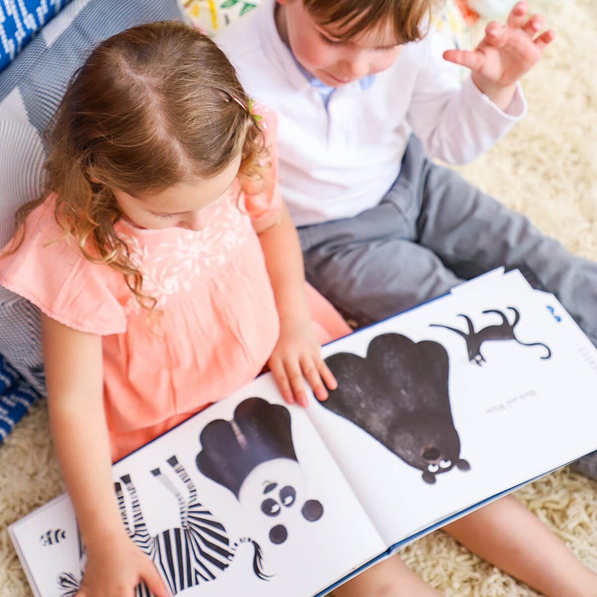 Hello Hello by Brendan Wenzel (Hardback)