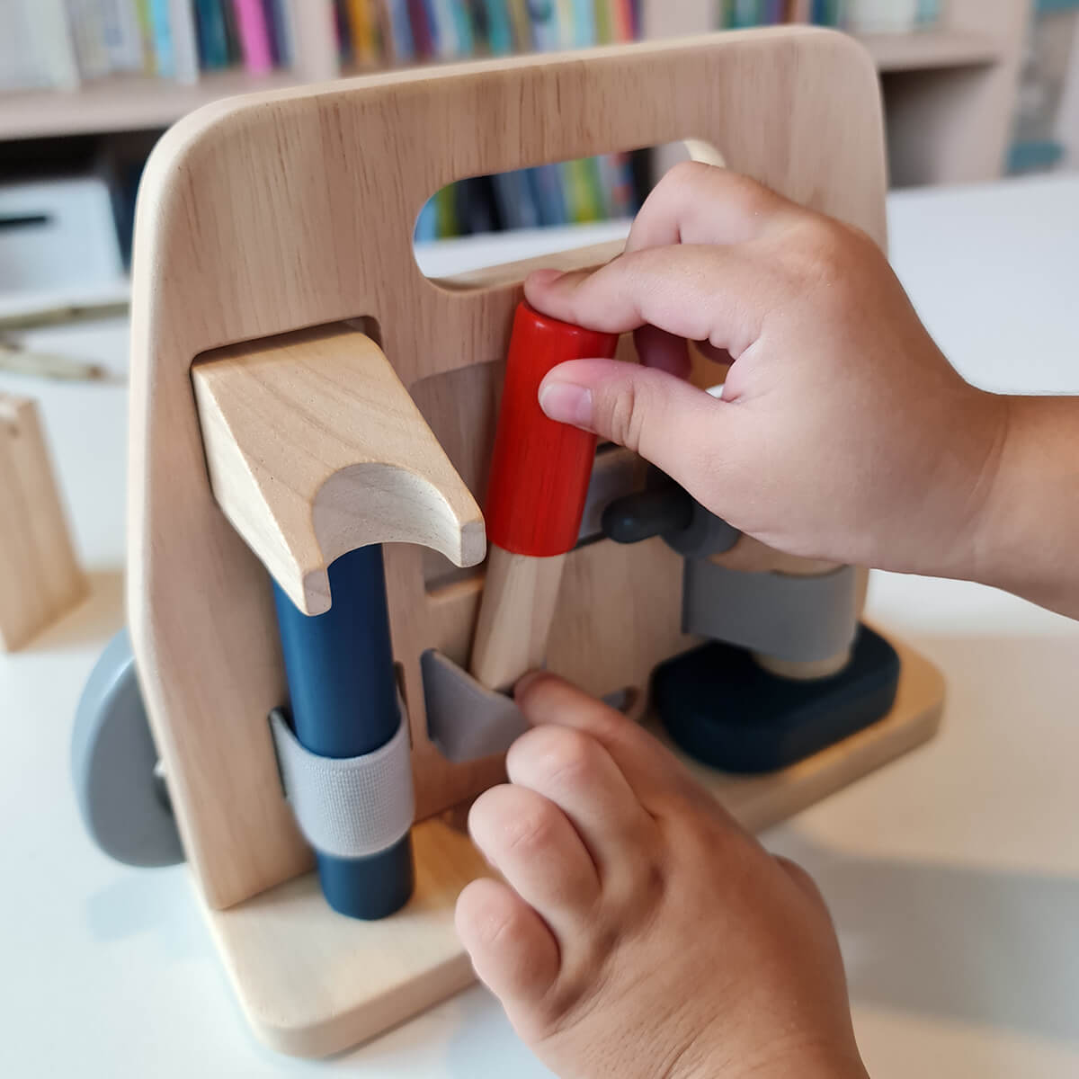 Handy Carpenter Set by PlanToys