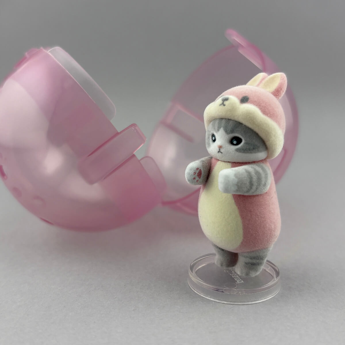 Bandai Shokugan Animal Crossing New Horizons Tomodachi Doll - Isabella | 2024-2025 Con Dates
