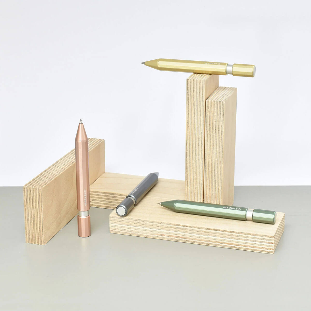 Aspect Retractable Pen in Blush Pink by Andhand