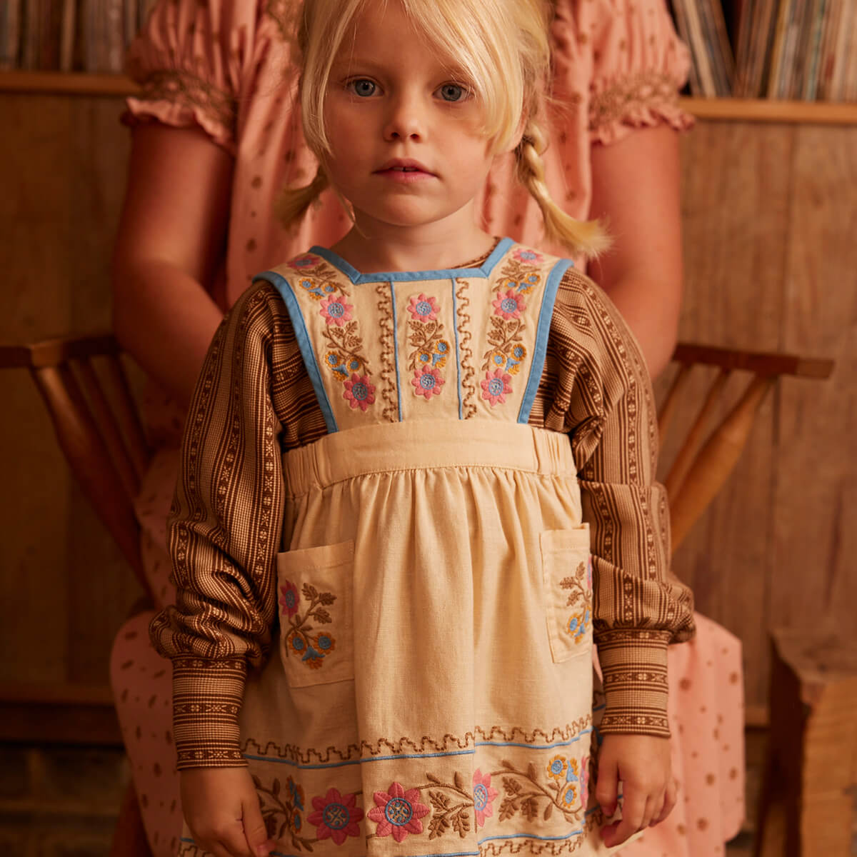 Apolina – Junior Edition