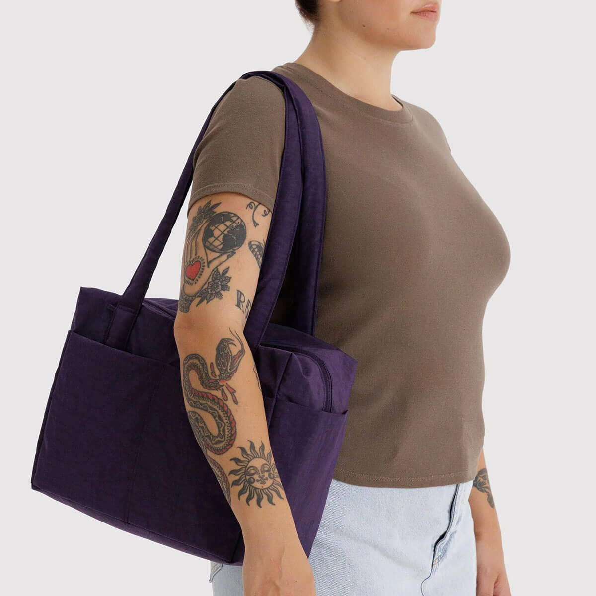 Everyday Cloud Bag in Fig by Baggu