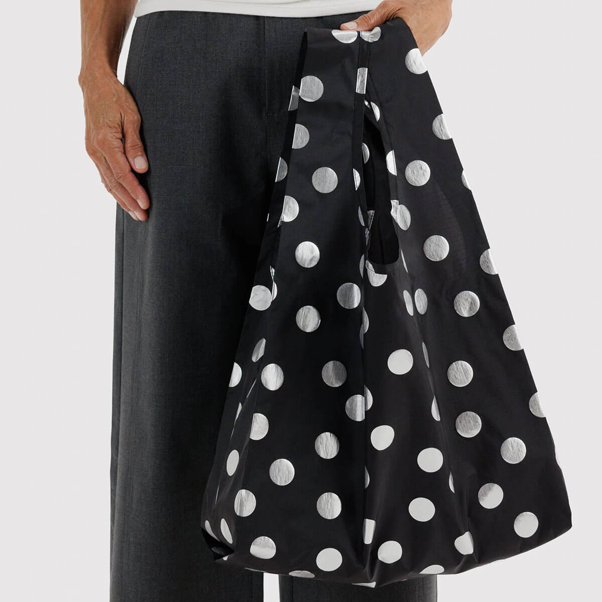 Standard Bag in Silver Metallic Polka Dot by Baggu