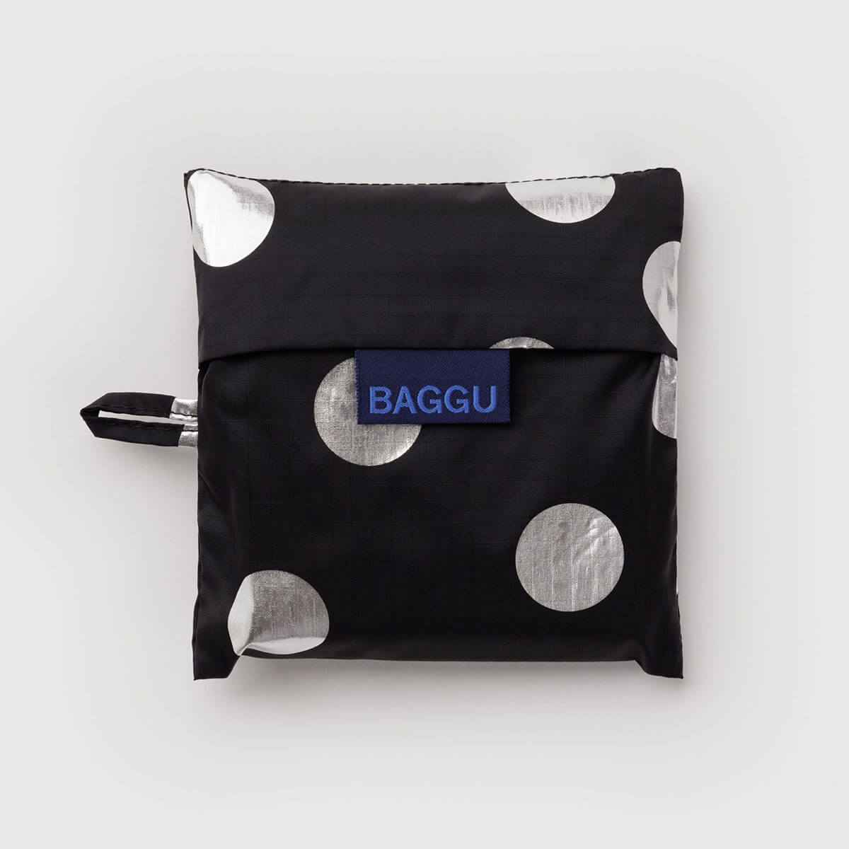 Standard Bag in Silver Metallic Polka Dot by Baggu