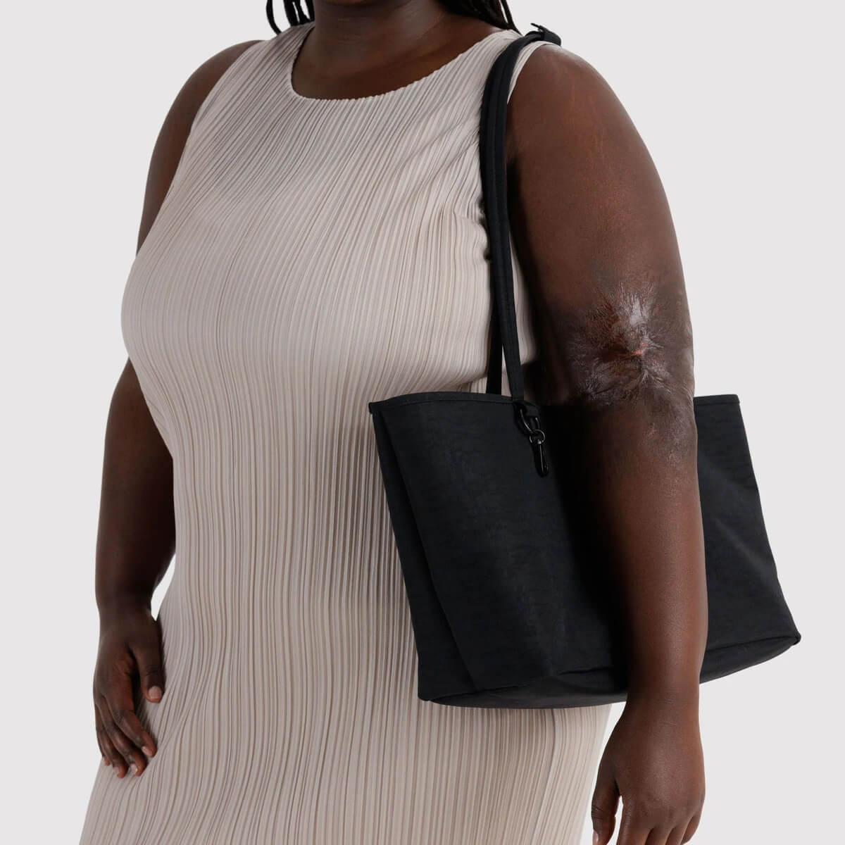 Medium Nylon Reversible Tote in Black Mix by Baggu
