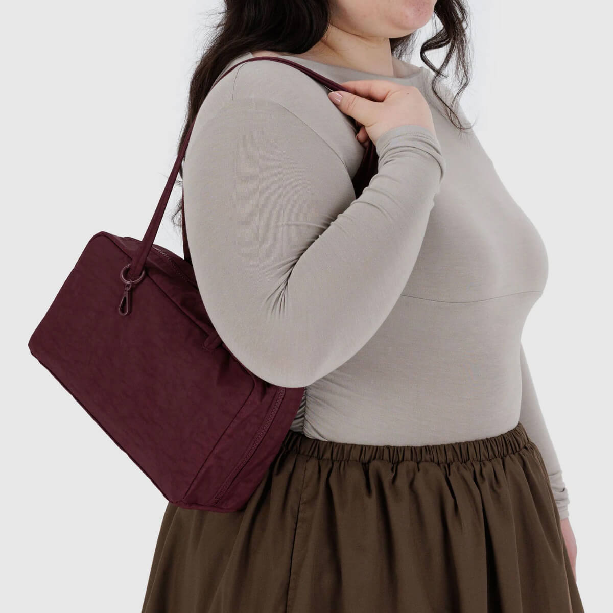 Nylon Bowler Bag in Mahogany by Baggu – Junior Edition