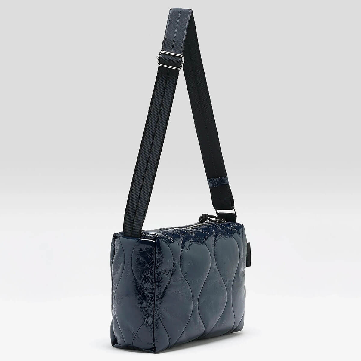 Hobbes Crosbody Bag in Captain by Bellerose