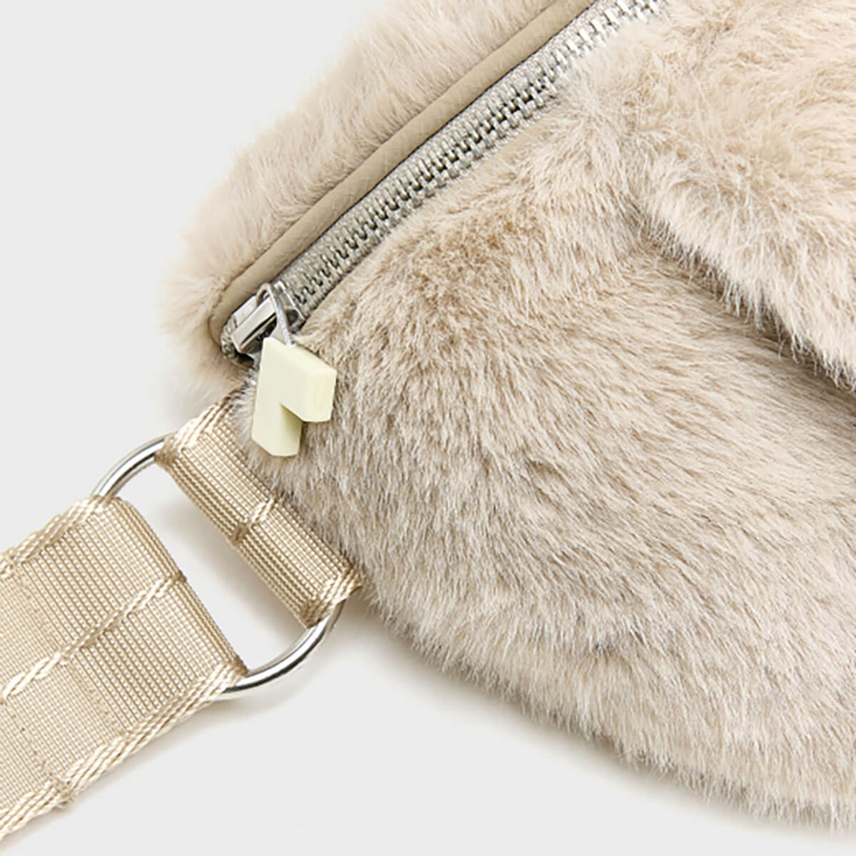 Hoswel Sling Bag in Stone by Bellerose