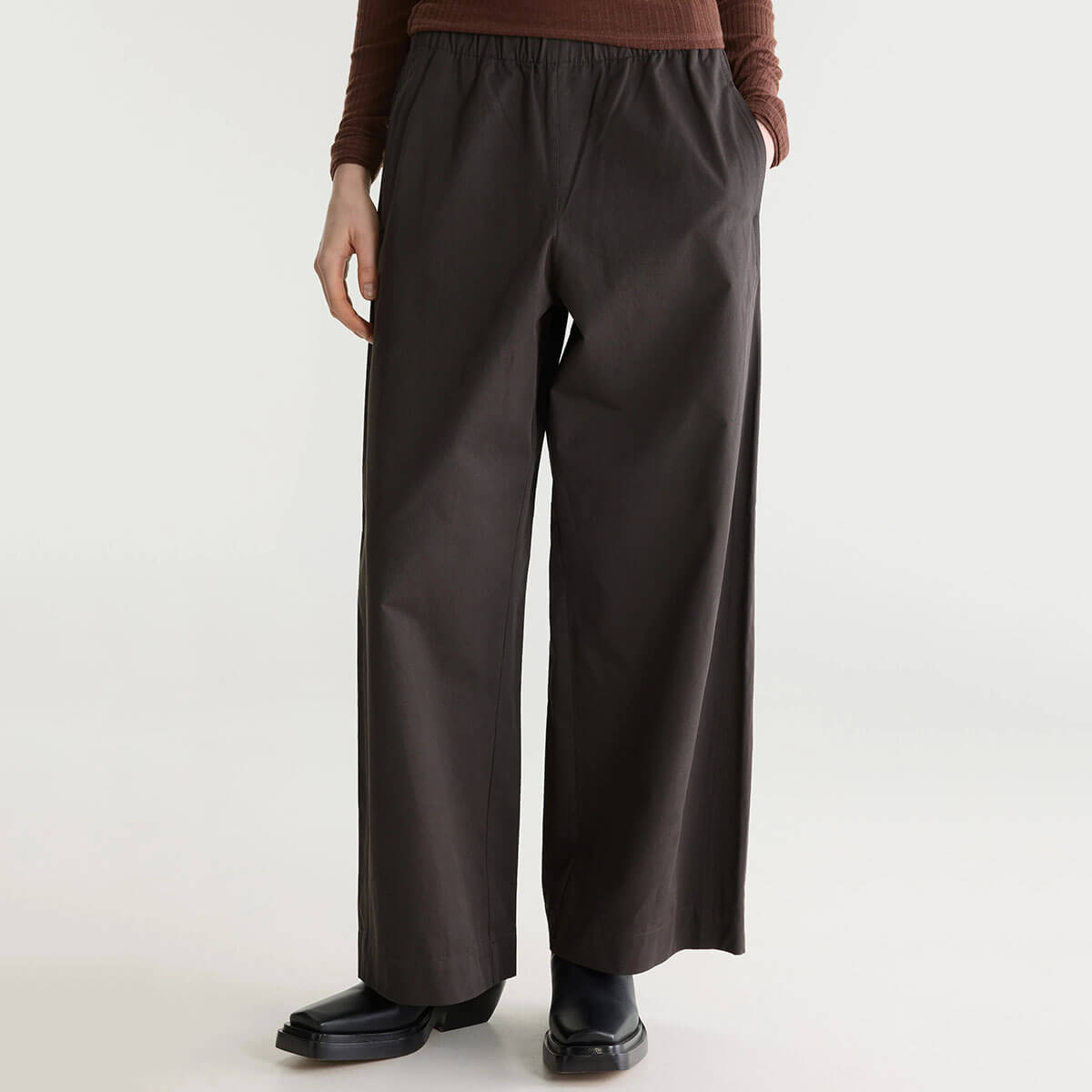 Joline Trousers in Dark Roast by Bellerose