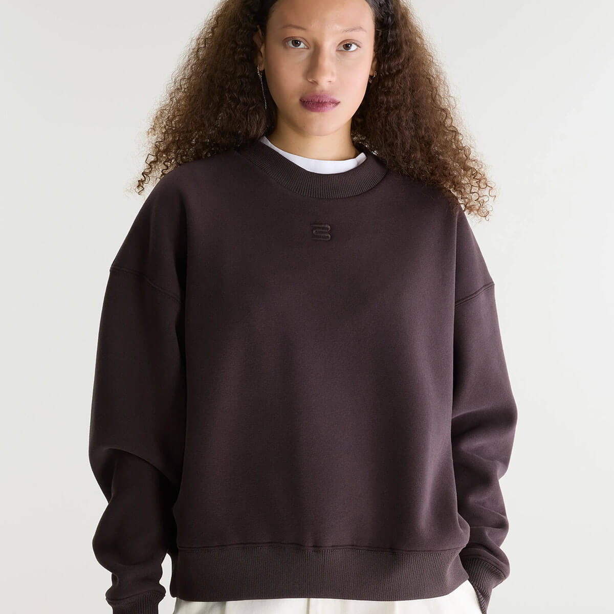 Temi Crewneck Sweatshirt in Dark Roast by Bellerose