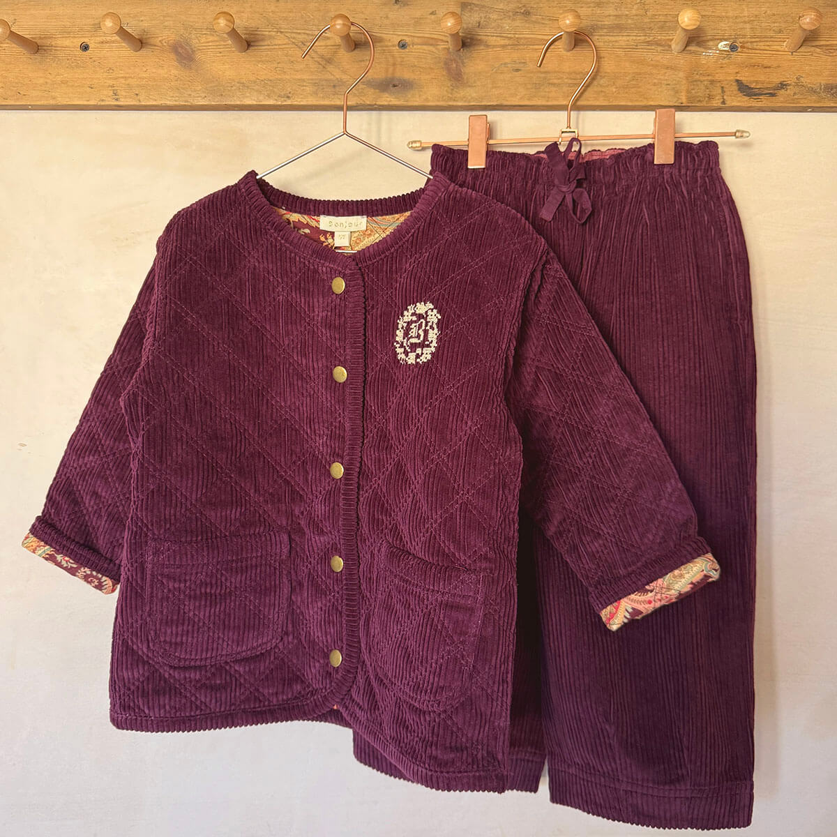 EXCLUSIVE Pants in Burgundy Corduroy by Bonjour