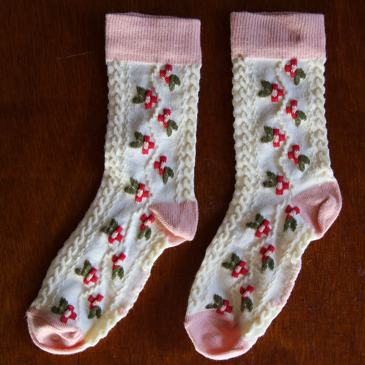 Farandole Flower Socks in Pink by Bonjour