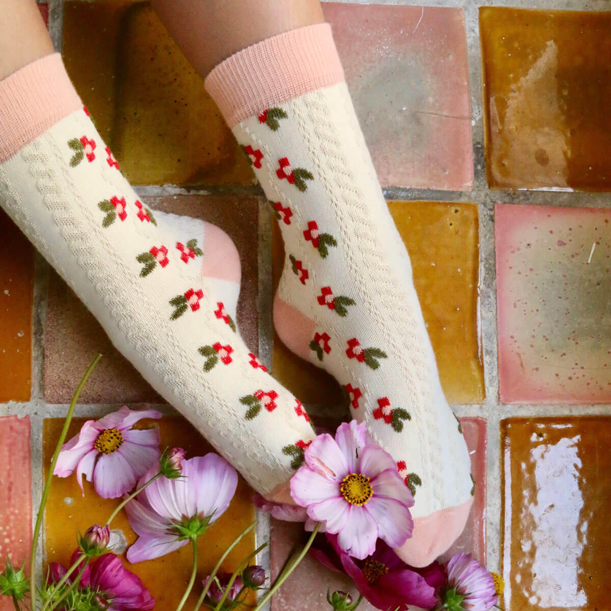 Farandole Flower Socks in Pink by Bonjour