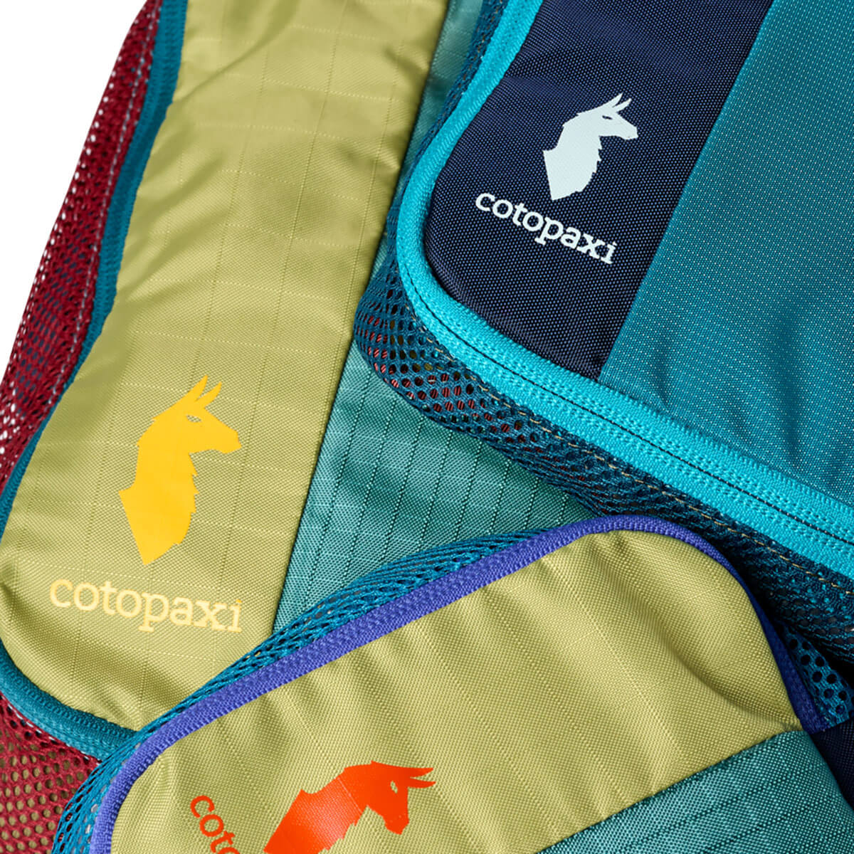 Cubo Travel Cube Bundle in Del Día by Cotopaxi