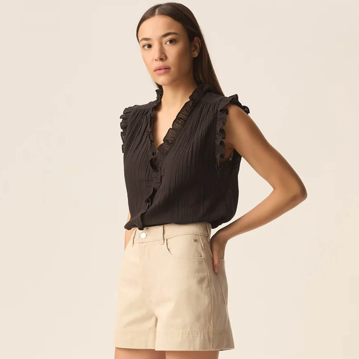Soprano Blouse in Noir by Des Petits Hauts